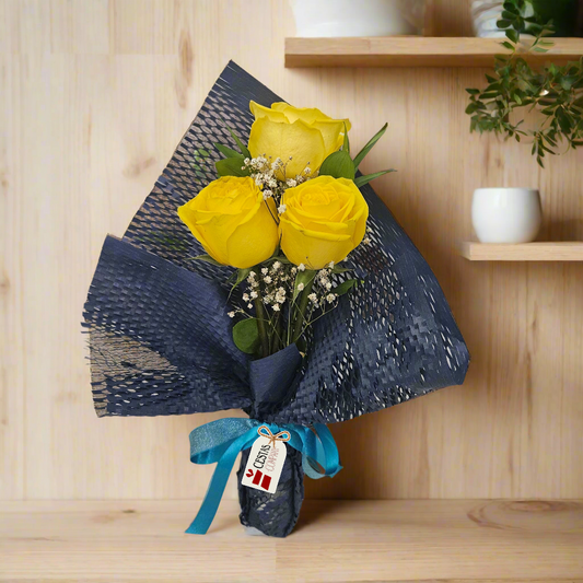 Buquê Trio de Rosas Colombianas Yellow and Blue