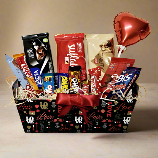 Cesta Carinho com Chocolates com Balão Coração