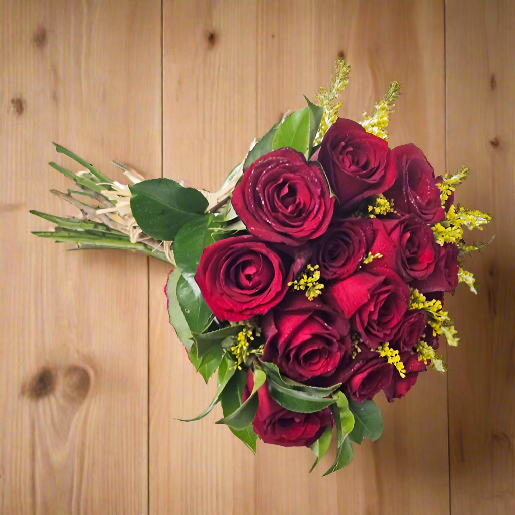 Buquê com 12 Rosas Vermelhas Brasil